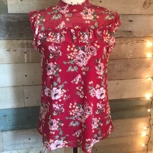 ❤️‍🔥5/$25❤️‍🔥Floral Sleeveless Top M